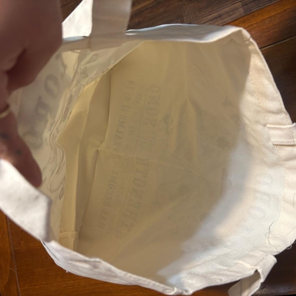 White Open Tote Bag with Guitar and Psalm Design - Picture 1 of 2